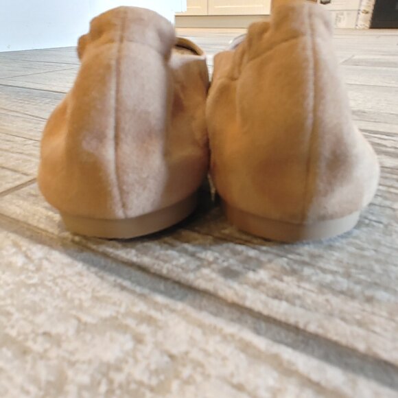 Tory Burch Claire Ballet Suede Flats, Size 8 (B) - super comfortable & soft - Picture 9 of 15
